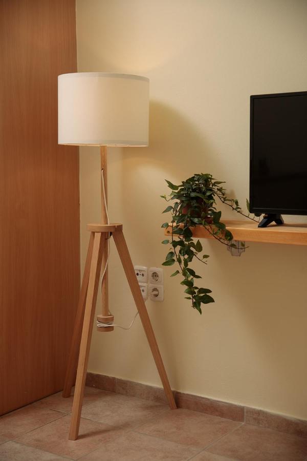 Green Loft Room In Naxos Chora Naxos City Екстериор снимка